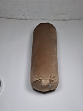 Ladda upp bild till gallerivisning, Yogabolster sammet - Beige