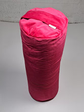 Ladda upp bild till gallerivisning, Yogabolster sammet - Cerise