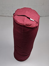 Ladda upp bild till gallerivisning, Yogabolster linne - Vinröd