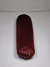 Ladda upp bild till gallerivisning, Yogabolster sammet - Vinröd