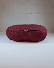 Ladda upp bild till gallerivisning, Meditationskudde linne - Vinröd