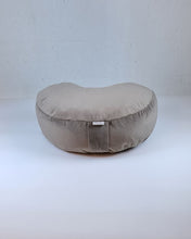Ladda upp bild till gallerivisning, Meditationskudde sammet - Ljusgrå