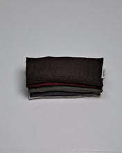 Ladda upp bild till gallerivisning, Ögonkudde linne - Mörkbrun