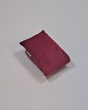 Ladda upp bild till gallerivisning, Tyngdkudde sammet - Cerise