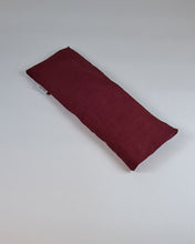 Ladda upp bild till gallerivisning, Tyngdkudde linne - Vinröd