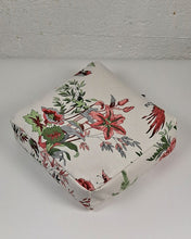 Ladda upp bild till gallerivisning, Yinyogakudde fyrkantig - Påfågel