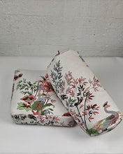 Ladda upp bild till gallerivisning, Yinyogakudde fyrkantig - Påfågel