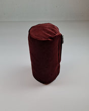 Ladda upp bild till gallerivisning, Bolster mini - Vinröd